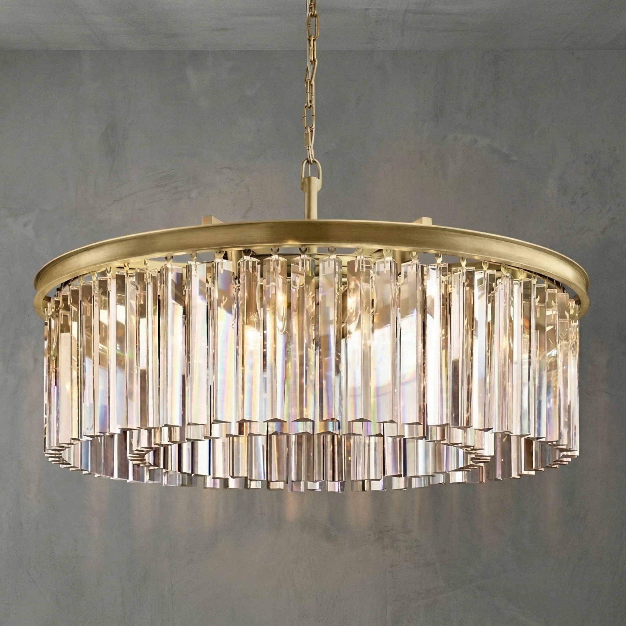Prismatique Round Chandelier 32"